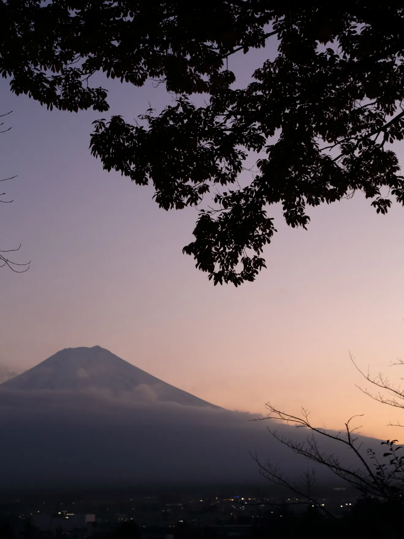 日没後の富士山